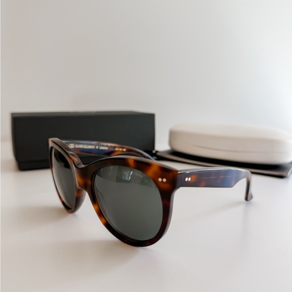 Oliver Goldsmith - Manhattan “Breakfast at Tiffany’s” Sunglasses - LIKE NEW